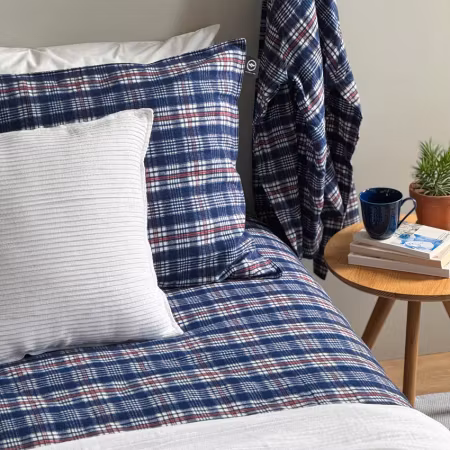 Påslakanset Lycksele Mörkblå/Vit/Mörkröd 150x210 cm