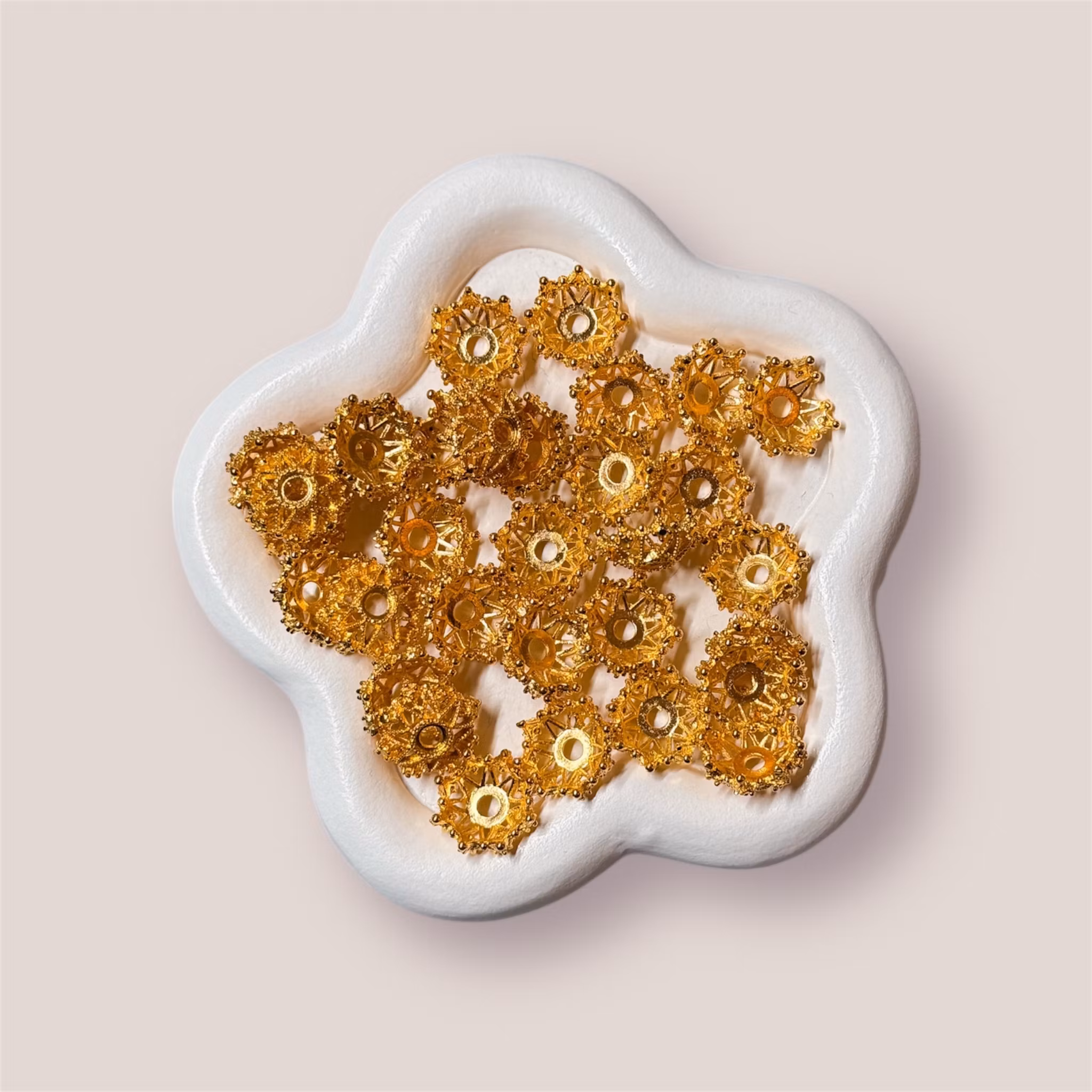 Pärlhatt "krumelur" 14mm GULD 10st