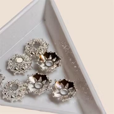 Pärlhatt "Krumelur" 12mm SILVER 10st