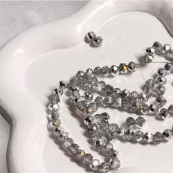 Glaspärlor 3mm Silver ca 110st/ 1 sträng