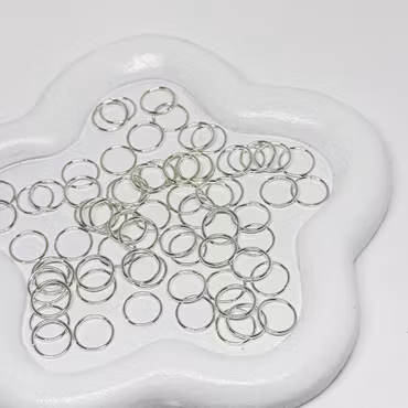 Bindringar 8mm Silver ca 70st