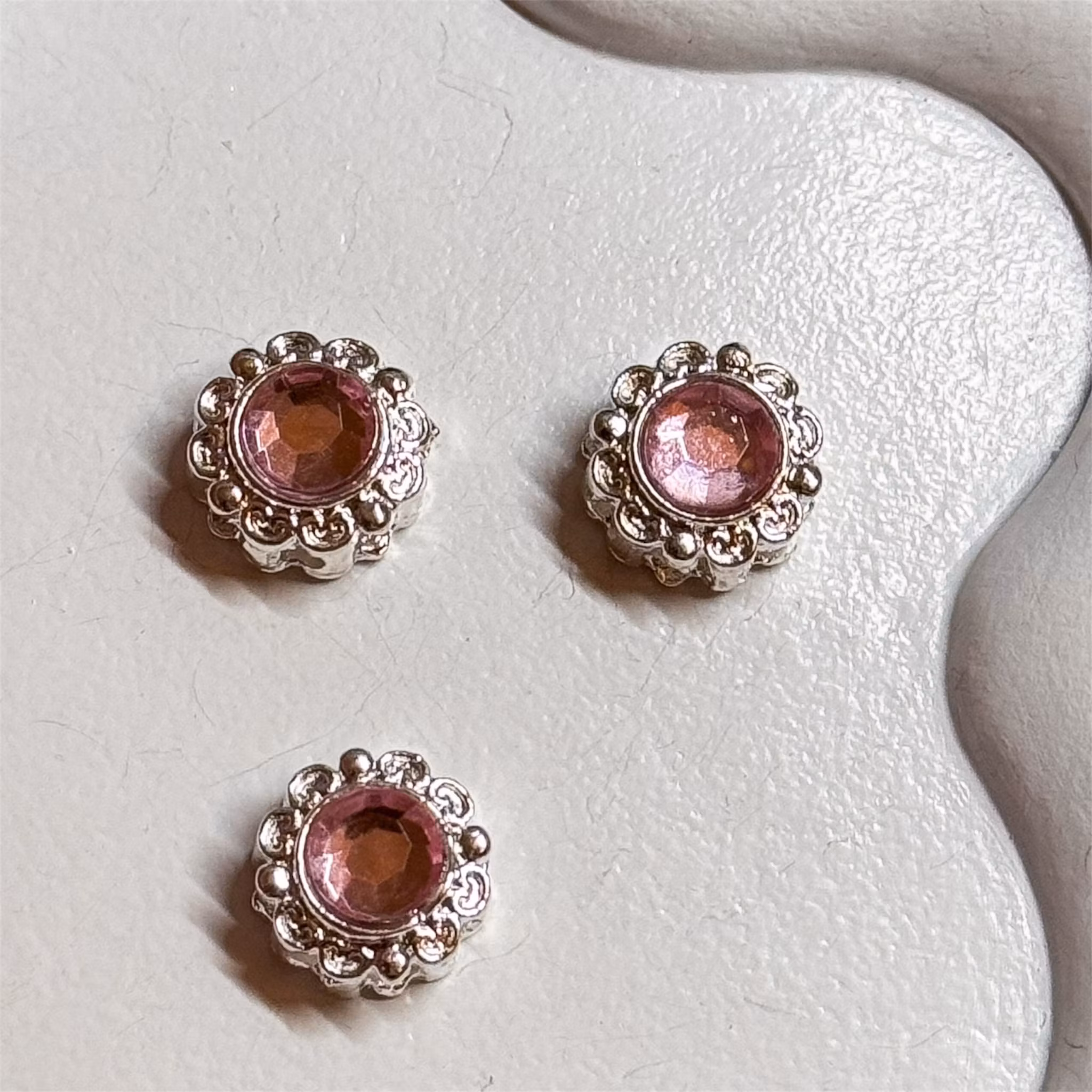 Multihålspärlor "8 hål" Silver - Välj färg 1st