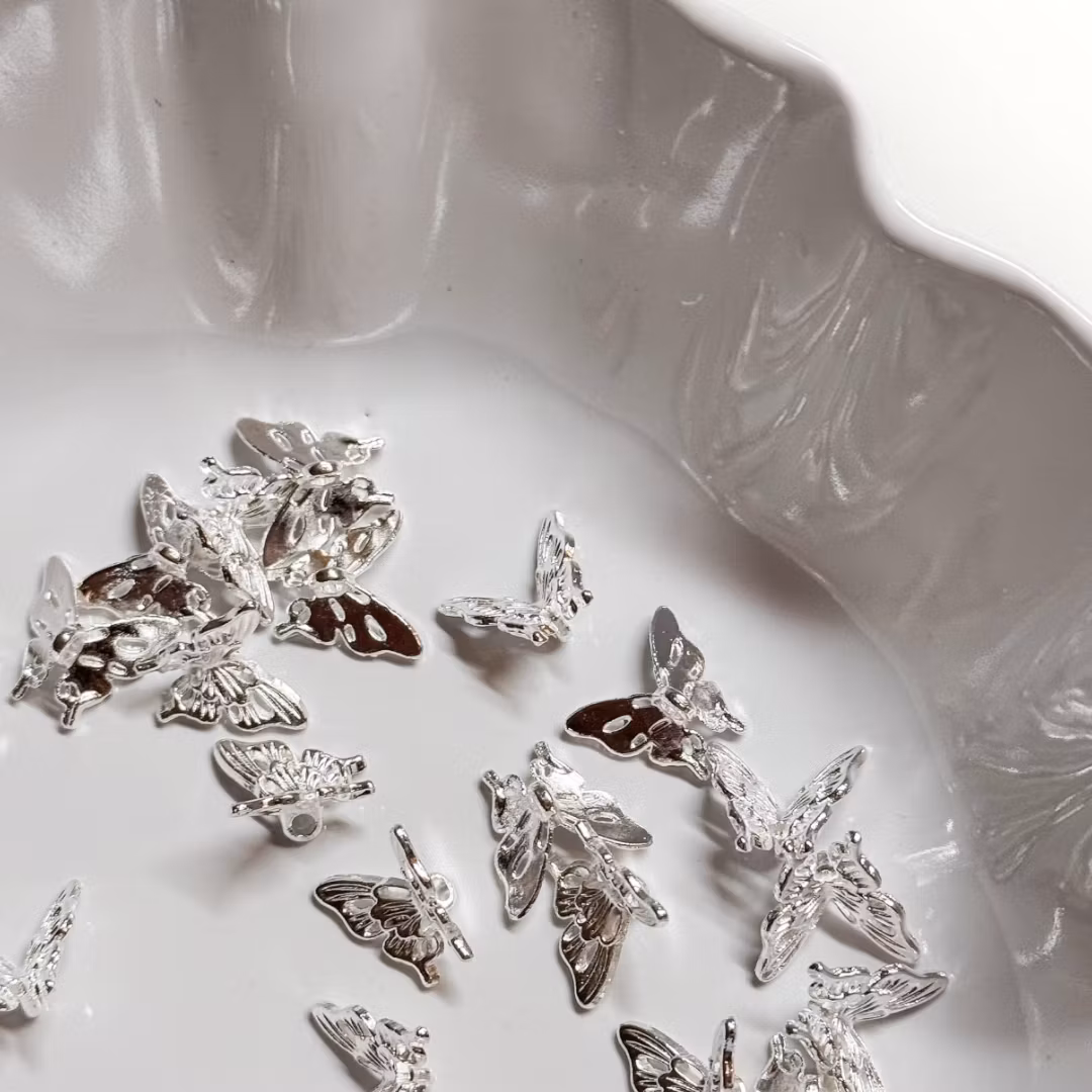 Fjärilar Mellandel Silver 10st