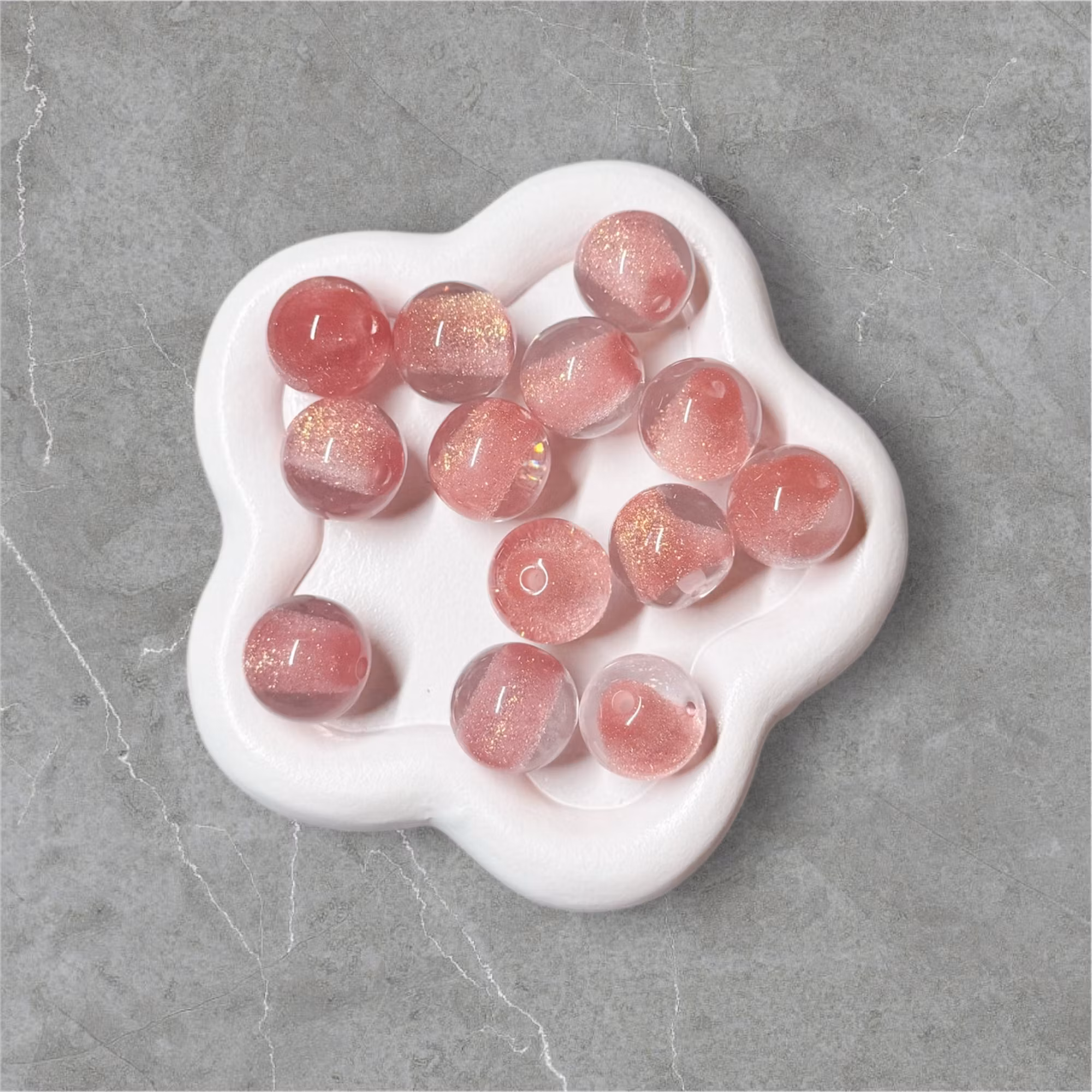 16mm Halvglitter pärla Rosa 1st