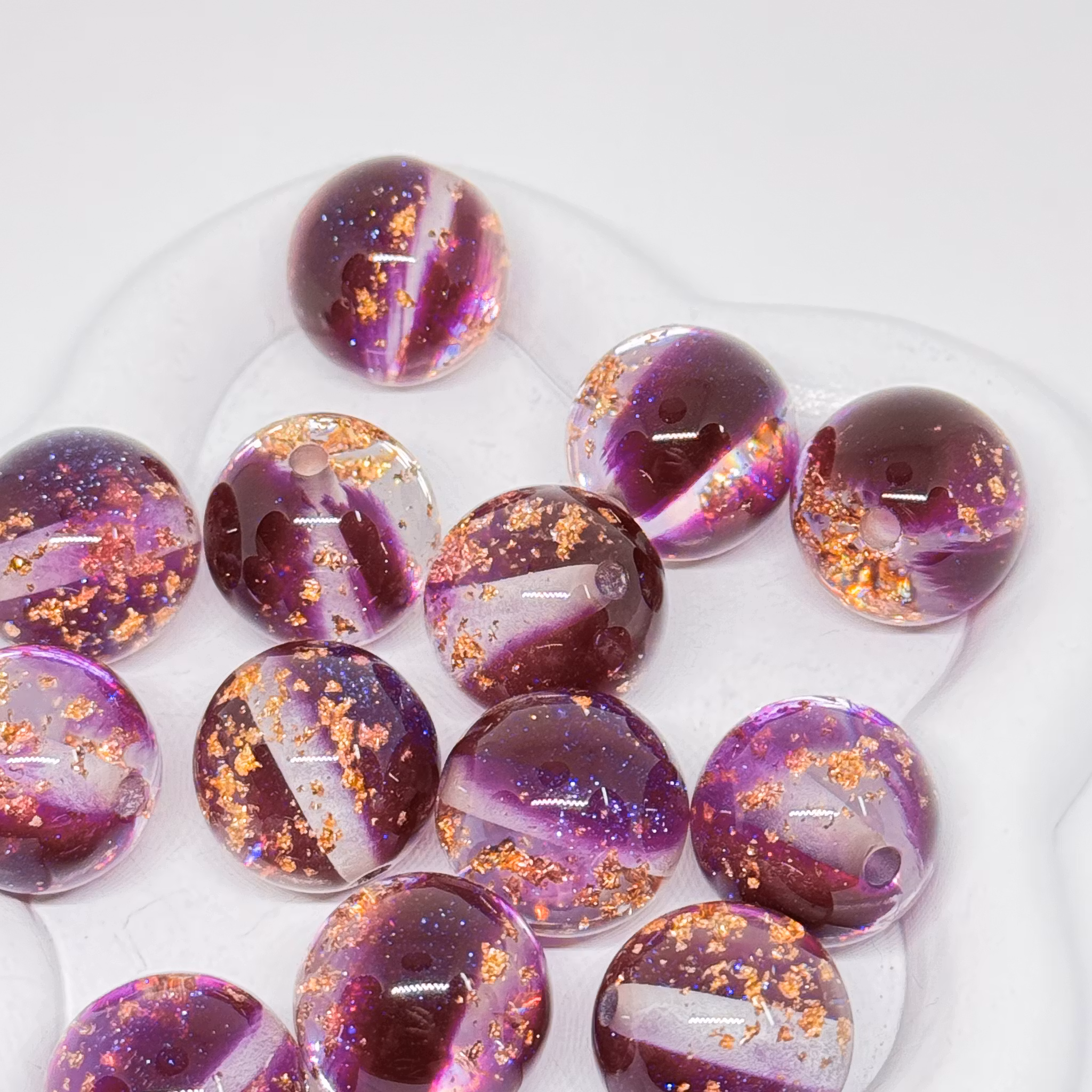 16mm Glitter/gold flakes Mörklila 1st