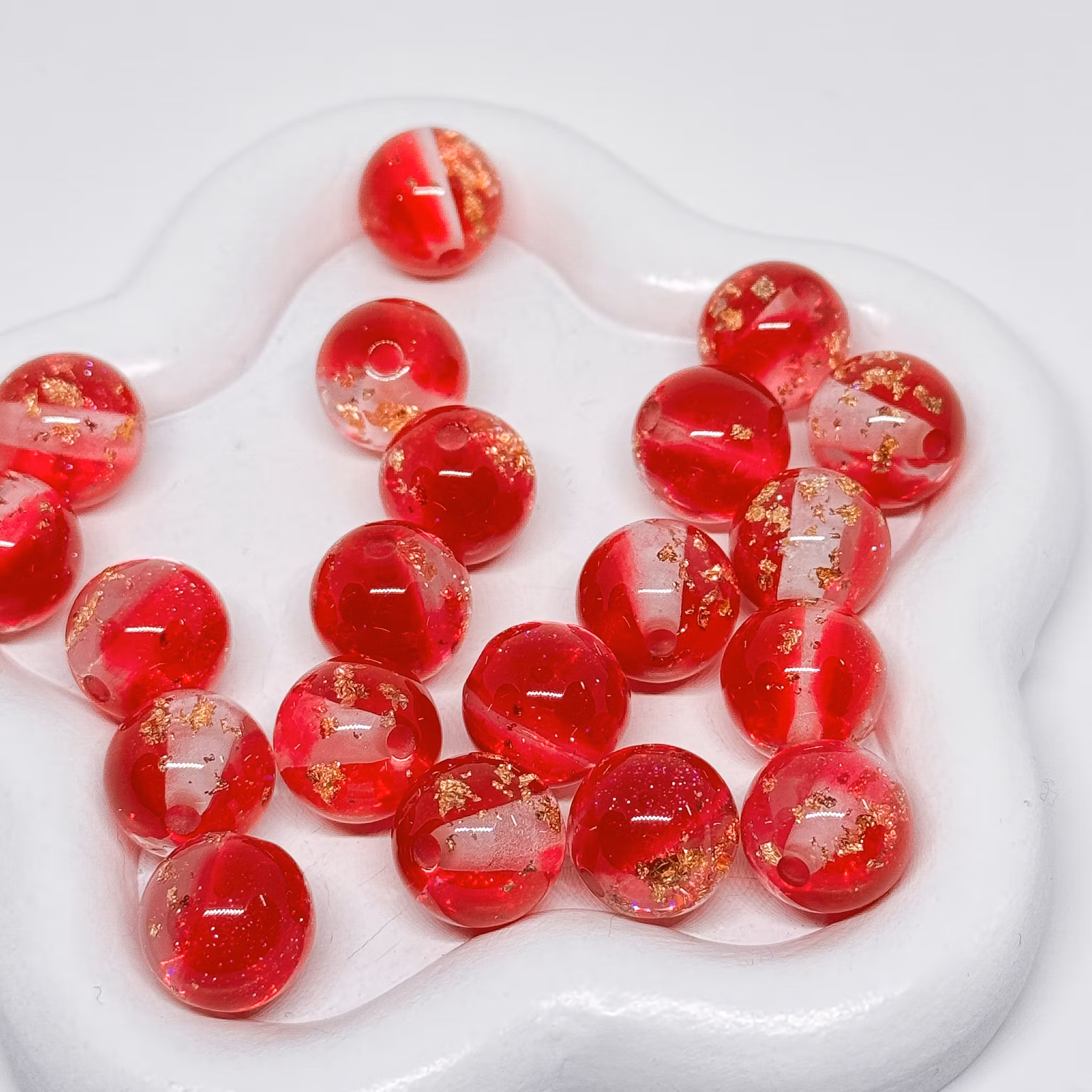 12mm Glitter/Gold flakes Vinröd 1st