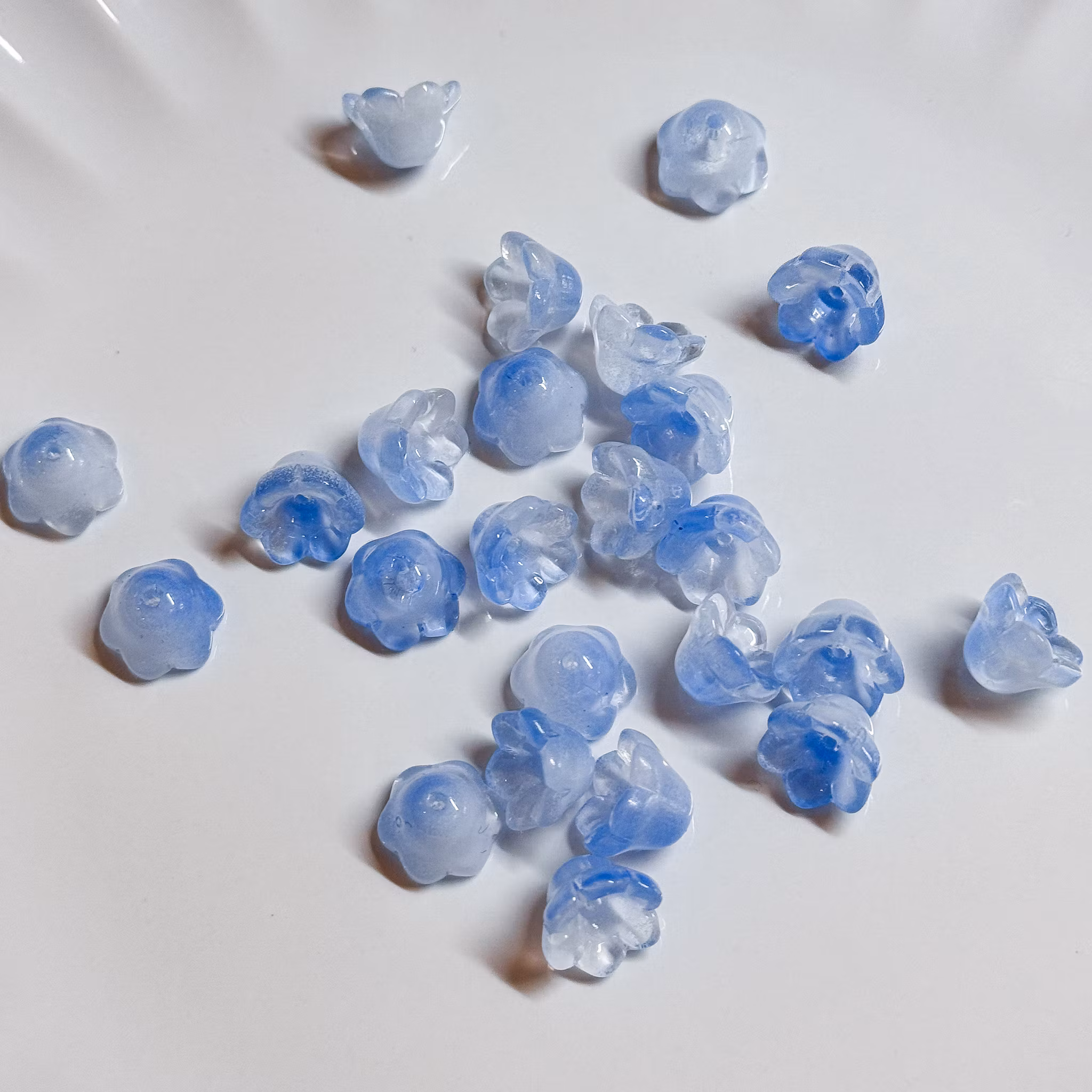 Glasblommor liljekonvalj Ljusblå 15st