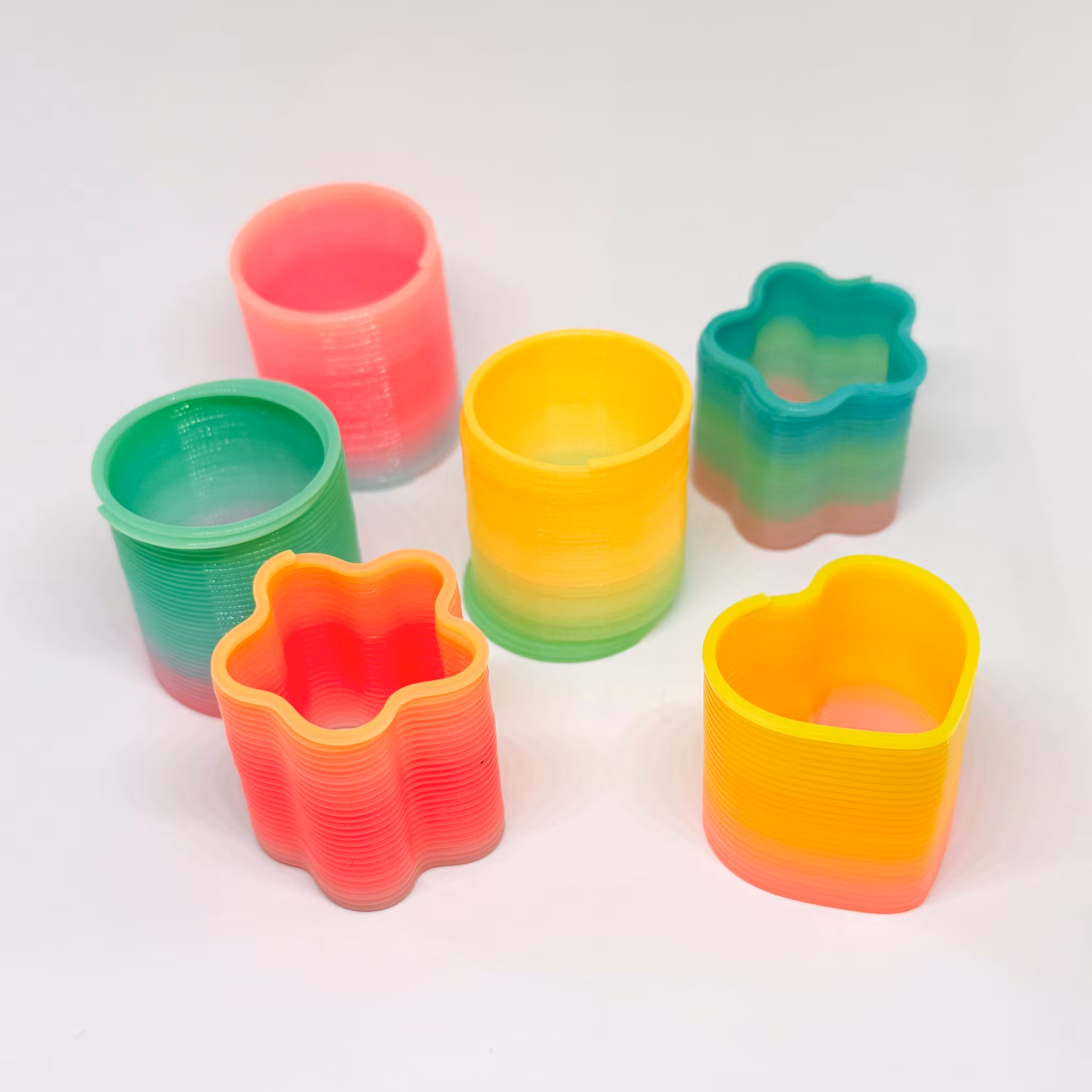 Mini slinky Random färg/form 1st