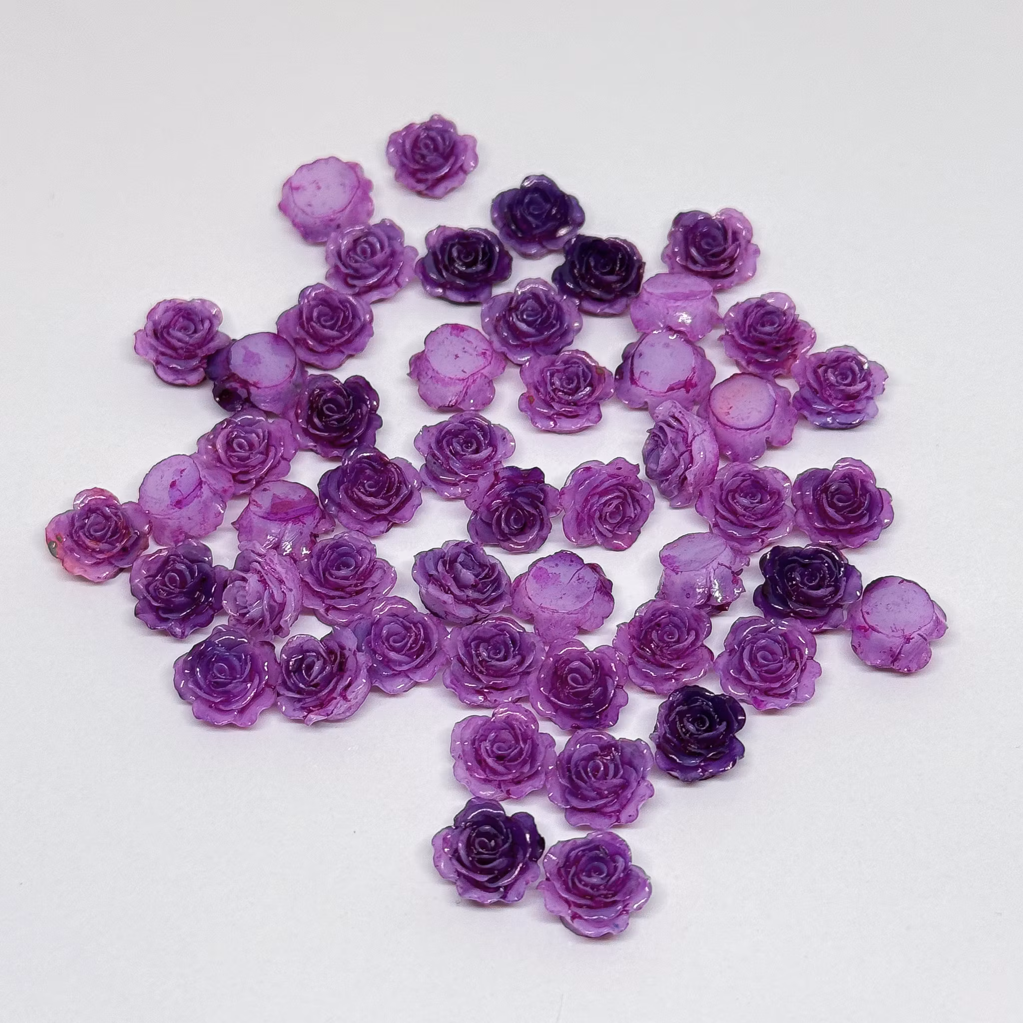10mm hårda blommor Lila mix 50st