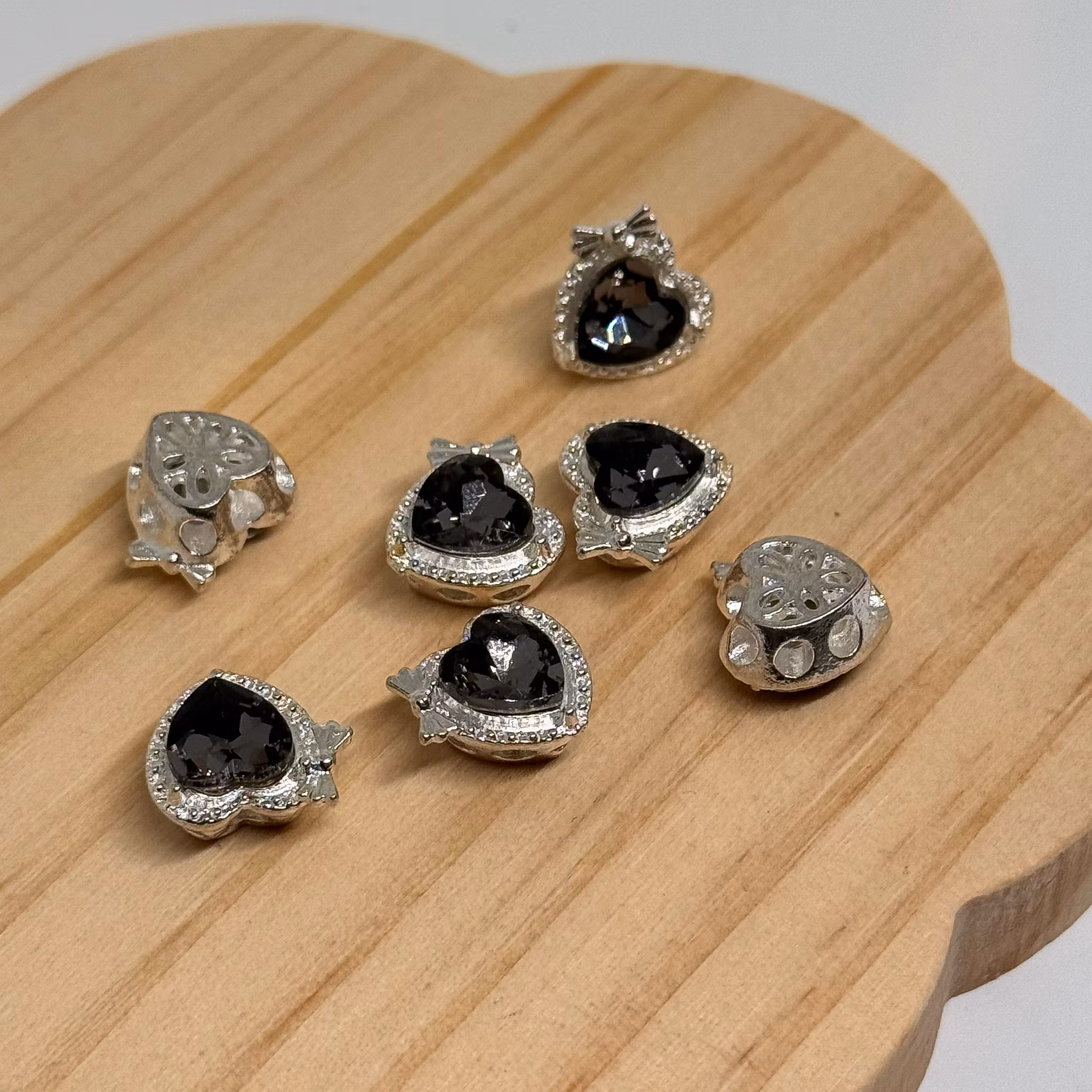12mm Multihålspärla Hjärta "8 hål" Silver - Välj färg