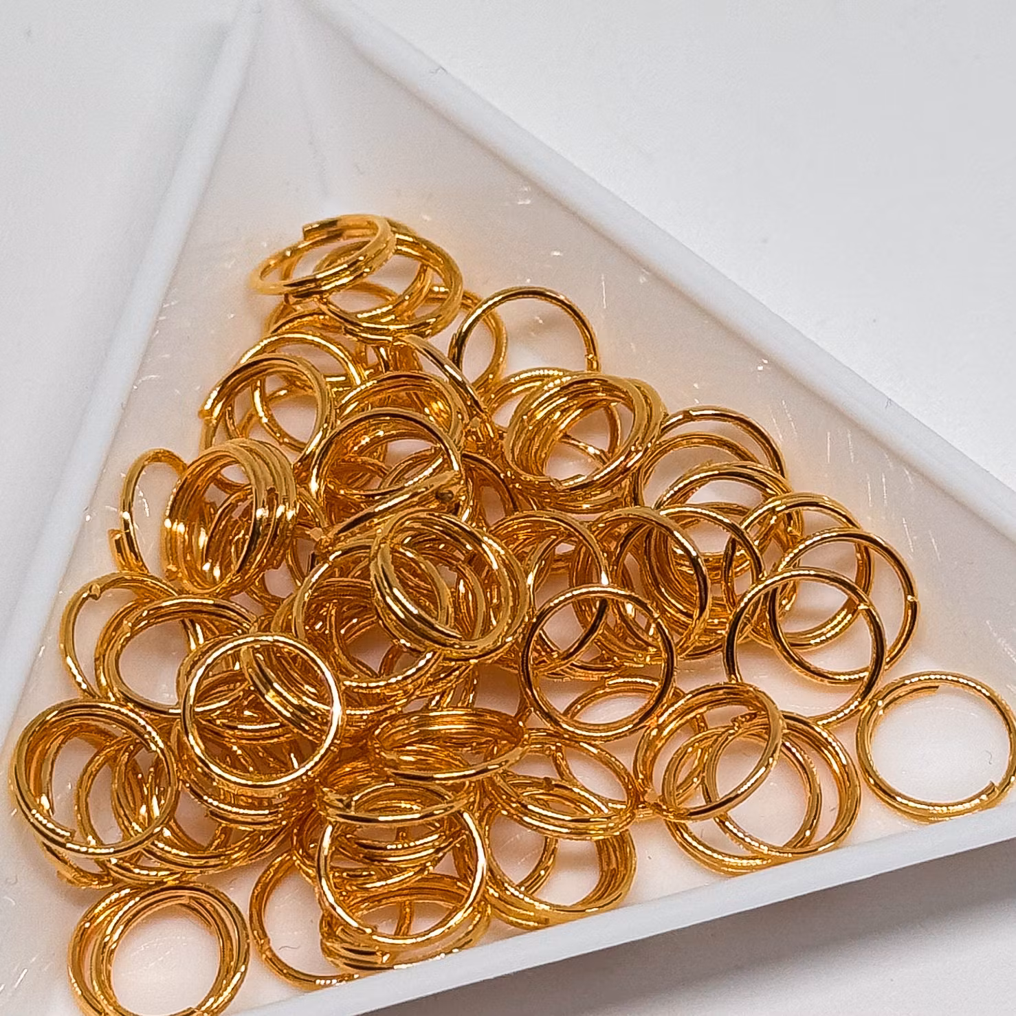 8mm dubbla bindringar Guld ca 100st