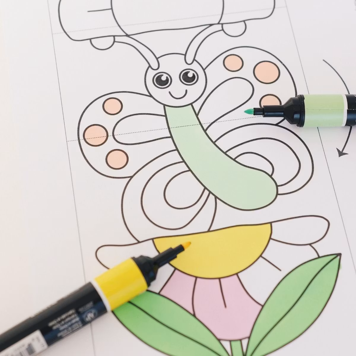 Frühlingsbasteln für Kinder - Aufklappbare Blumen