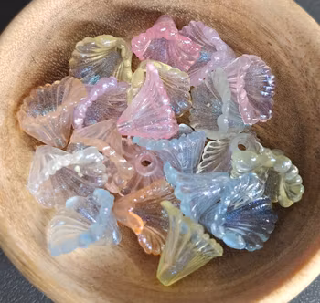 Räfflade transparenta liljor i mixade färger