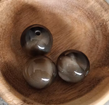 Pennpärlor 16 mm - grå/bruna skimmer