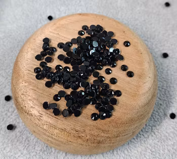 Rhinestones svarta- 3 mm