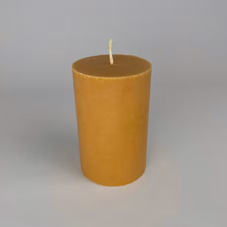 Blockljus Lyx - Cheddar - Ø7X11 cm - 46h