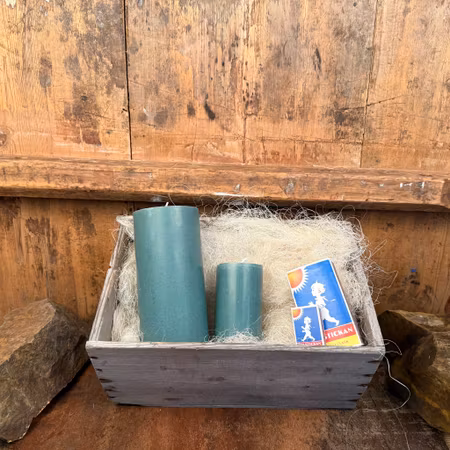 Blockljus Lyx - Antikgrön - Ø7X11 cm - 46h