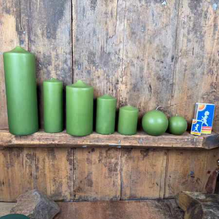 Blockljus - Lindgrön - Ø7.5X11 cm - 42h