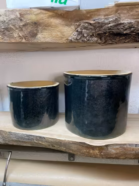 Handgjord dubbel ampelytterkruka mörkgrön