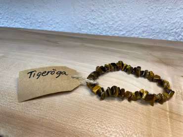 Affirmationsarmband "Jag är modig" med Tigeröga stl: M