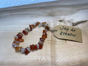 Affirmationsarmband "Jag är kreativ" med Karneol stl: M