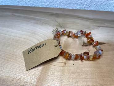 Affirmationsarmband "Jag är kreativ" med Karneol stl: M