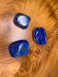 Lapis Lazuli större
