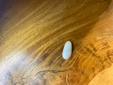 Opal combochon från Australien