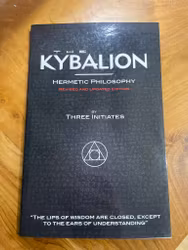 Boken "Kybalion"
