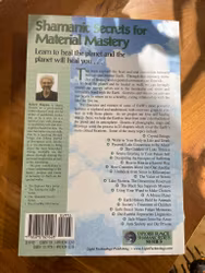 Boken "Schamanic Secrets for Material Mastery"