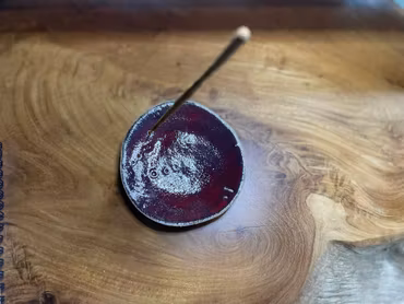 Rökelsehållare handgjord i keramik