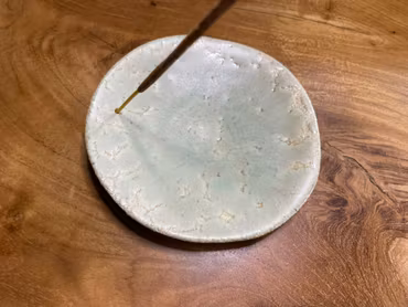 Rökelsehållare handgjord i keramik