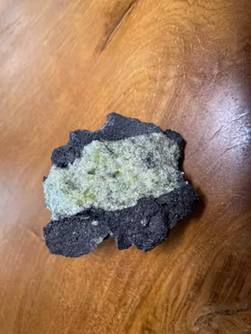 Olivin/Peridot på Lavasten