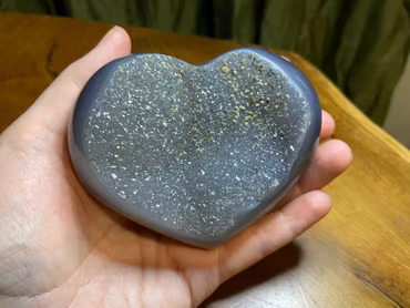 Hjärta Agatkluster 471gram 10cm