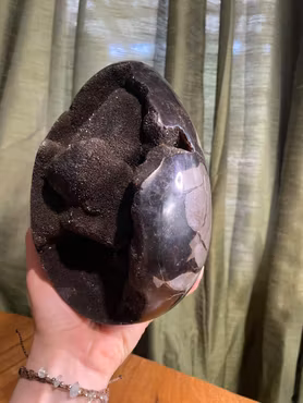 Septarian ägg 1975gram 19cm