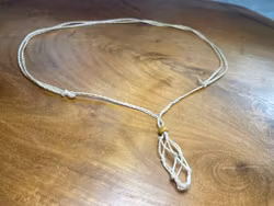 Flätat Halsband “Cage” – Justerbar Kristallhållare av Bohemiflow