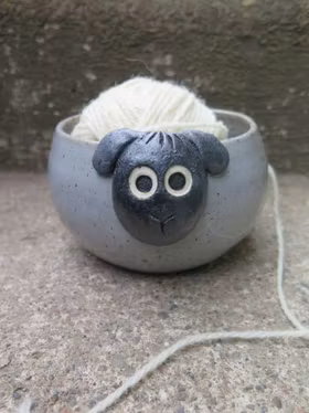 Garnskål "Får" grå