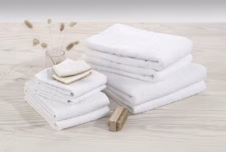 Basic Frotté Vit Badrumshandduk