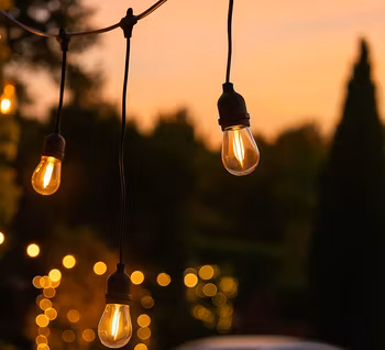 LY Sweden Outdoor string lights with hanging sockets 10 m with 20 interchangeable LED bulbs