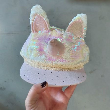 HATS OFF - Unicorn madness!
