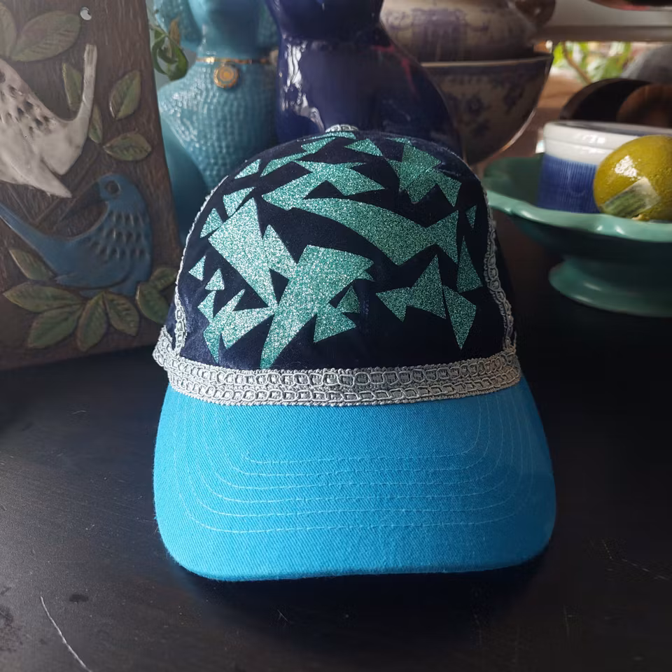 HATS OFF - Trekanter