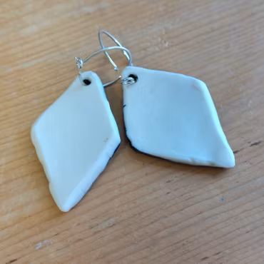 Örhängen - porslin - dovt blå