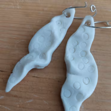 Örhängen - porslin - vit