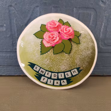 Klistermärke - PRINSESSTÅRTA SWEDISH FIKA