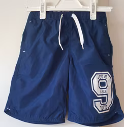Marinblå badshorts Hejre från Kids Up.