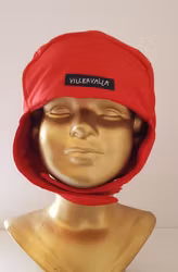 Röd täckmössa från Villervalla med rött fleece-foder-