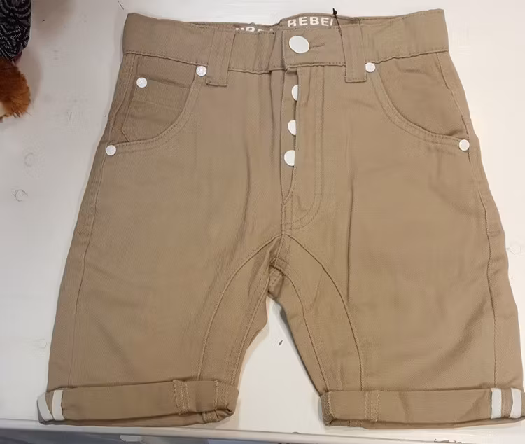 Beiga shorts Wayne-357 från DWG/D-XEL