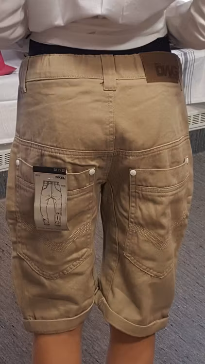 Beiga shorts Wayne-357 från DWG/D-XEL