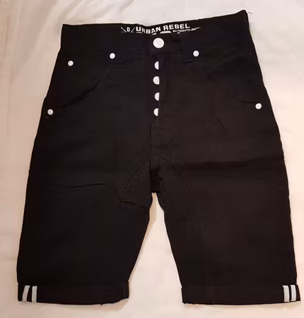 Svarta shorts Wayne från DWG