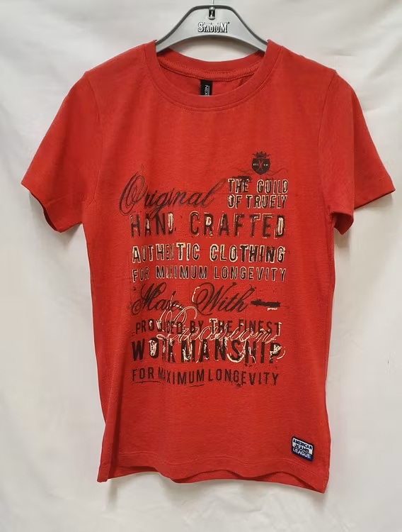 Röd t-shirt Novar-25 från Next Level.